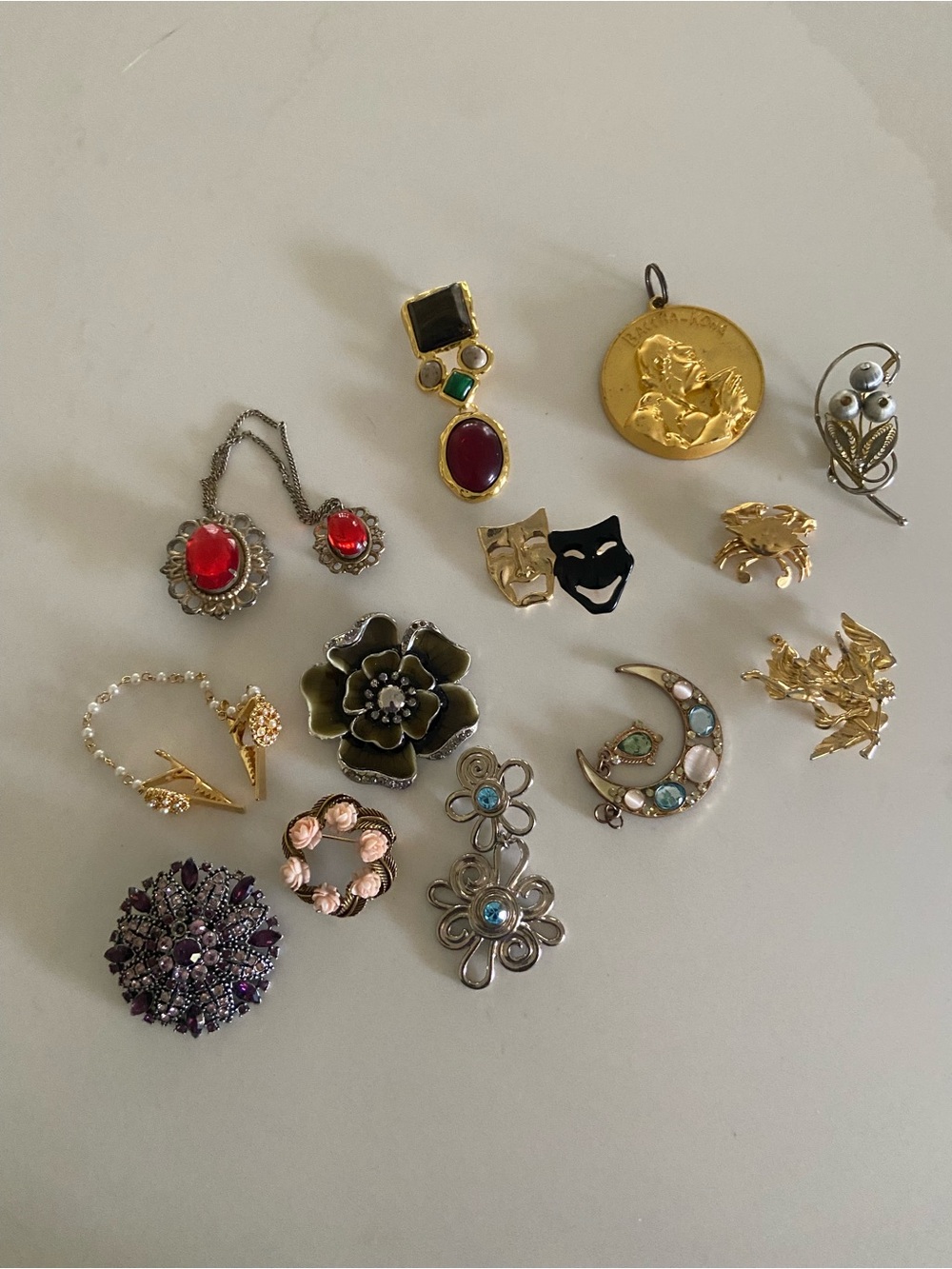 Assorted Women's Vintage Brooches and Pins in Mixed Colors - Unbranded